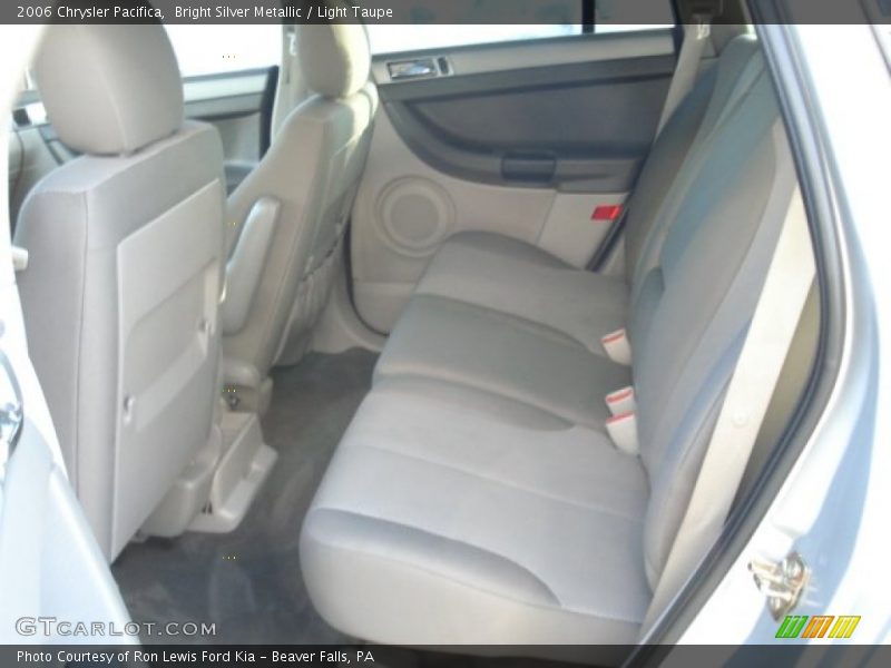 Bright Silver Metallic / Light Taupe 2006 Chrysler Pacifica