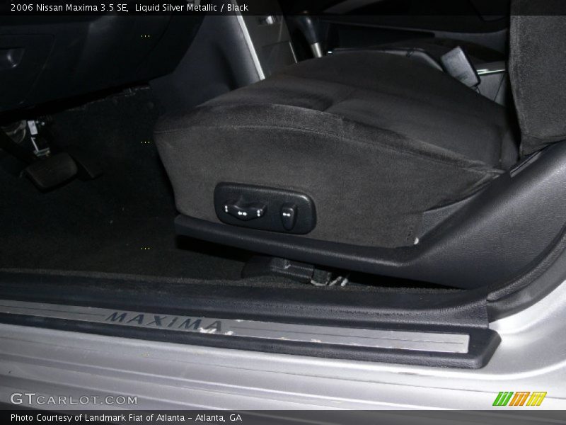 Liquid Silver Metallic / Black 2006 Nissan Maxima 3.5 SE