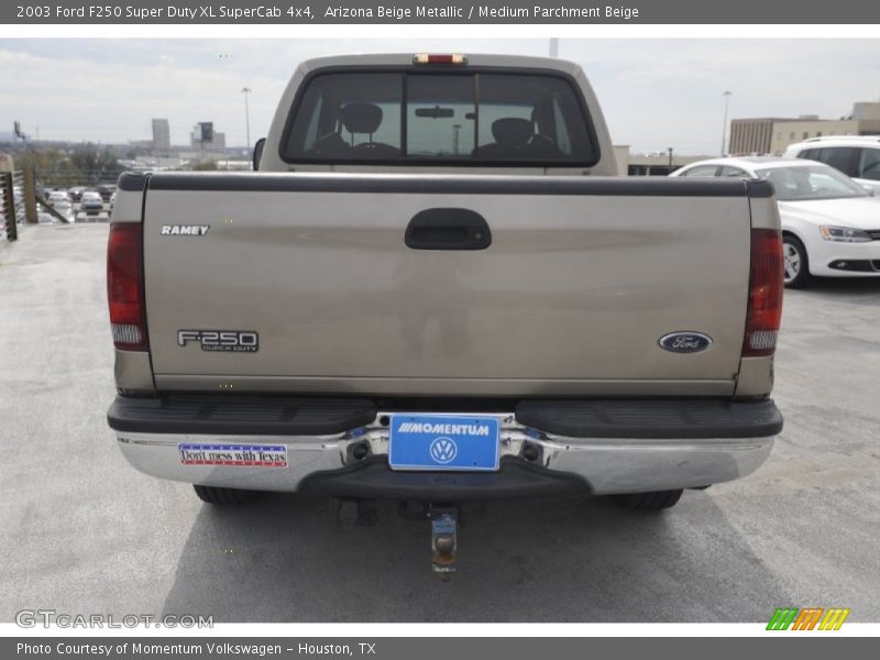 Arizona Beige Metallic / Medium Parchment Beige 2003 Ford F250 Super Duty XL SuperCab 4x4