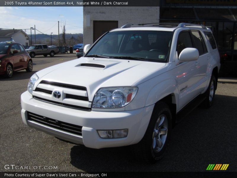 Natural White / Dark Charcoal 2005 Toyota 4Runner Sport Edition 4x4