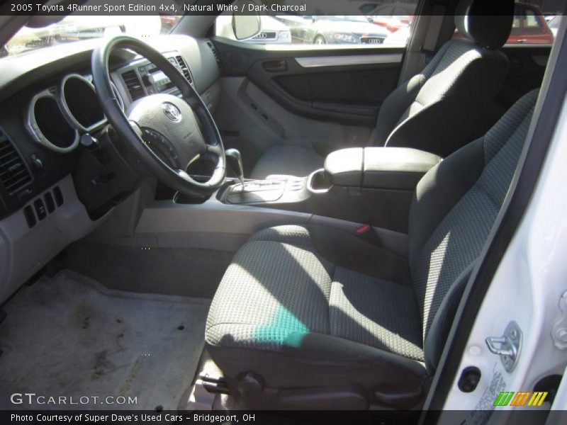 Natural White / Dark Charcoal 2005 Toyota 4Runner Sport Edition 4x4