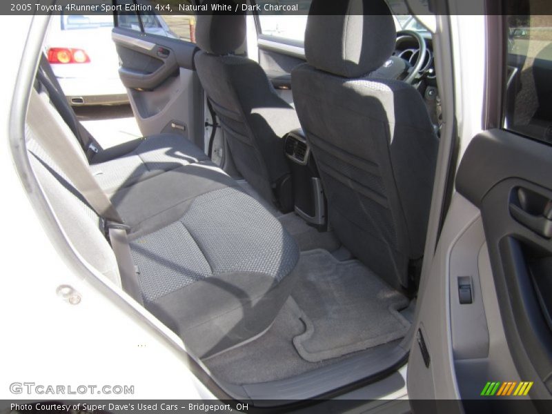 Natural White / Dark Charcoal 2005 Toyota 4Runner Sport Edition 4x4