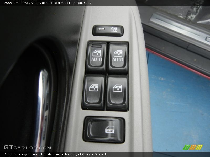 Magnetic Red Metallic / Light Gray 2005 GMC Envoy SLE