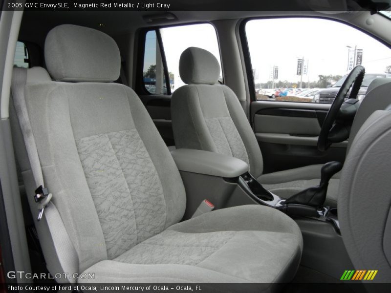  2005 Envoy SLE Light Gray Interior