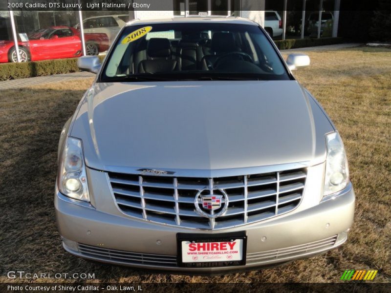 Light Platinum / Ebony 2008 Cadillac DTS Luxury