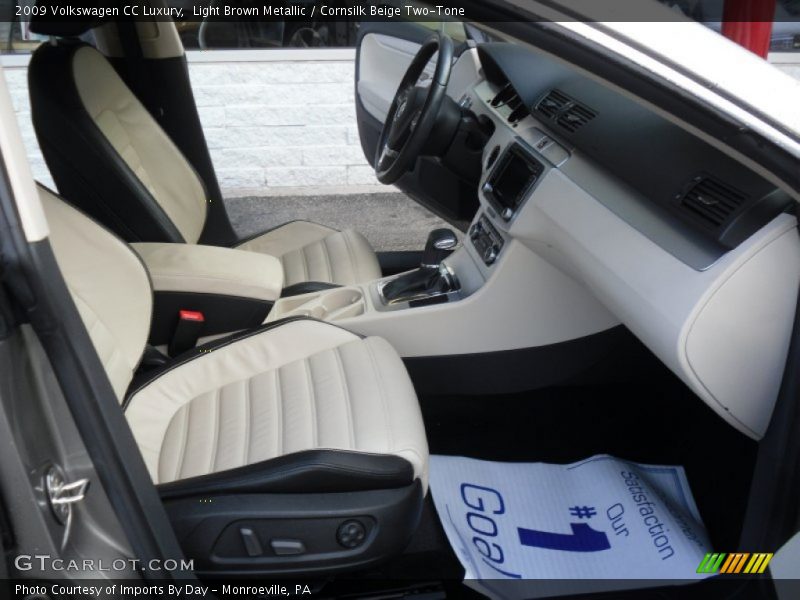 Light Brown Metallic / Cornsilk Beige Two-Tone 2009 Volkswagen CC Luxury