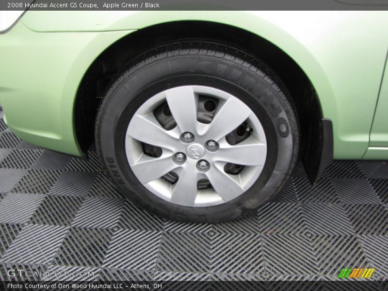 Apple Green / Black 2008 Hyundai Accent GS Coupe