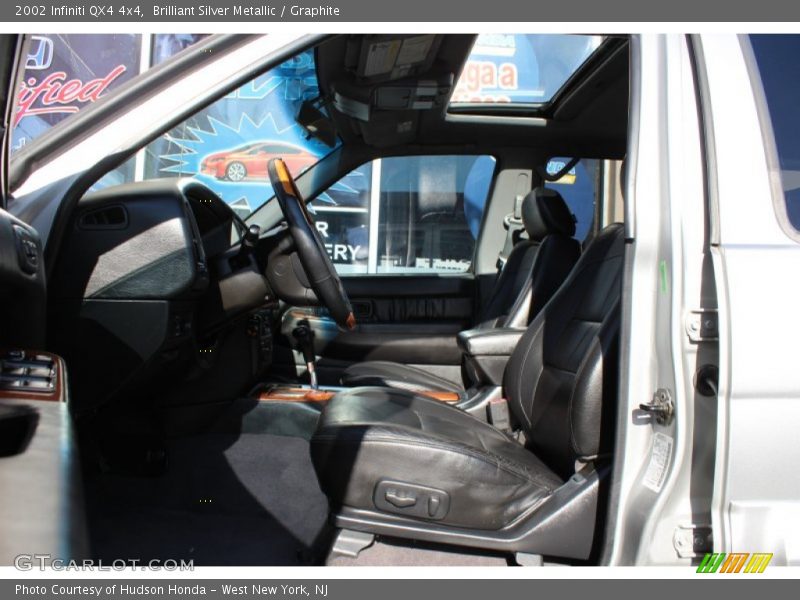 Brilliant Silver Metallic / Graphite 2002 Infiniti QX4 4x4