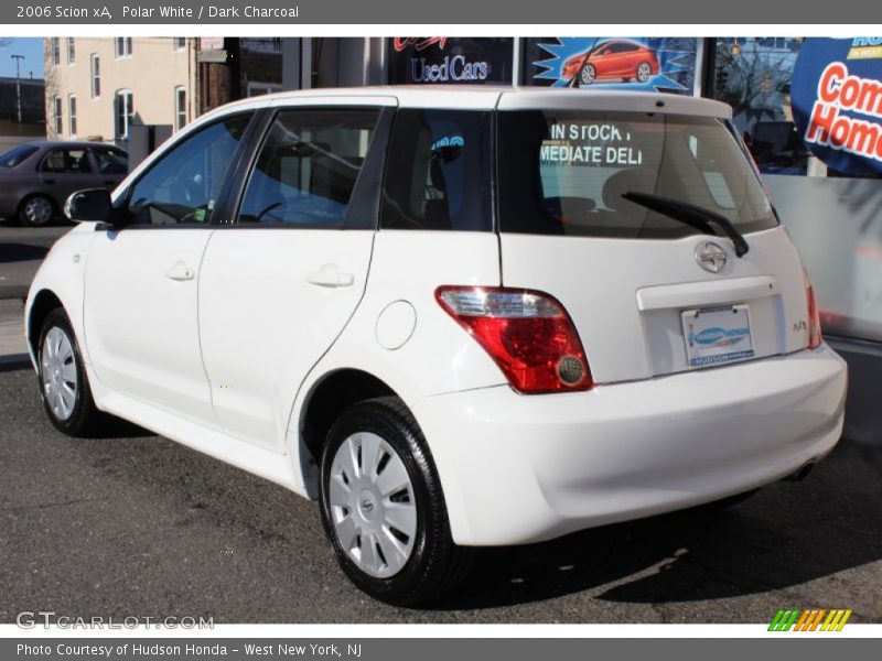 Polar White / Dark Charcoal 2006 Scion xA