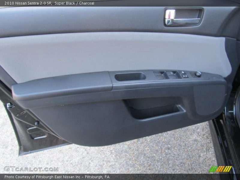 Super Black / Charcoal 2010 Nissan Sentra 2.0 SR