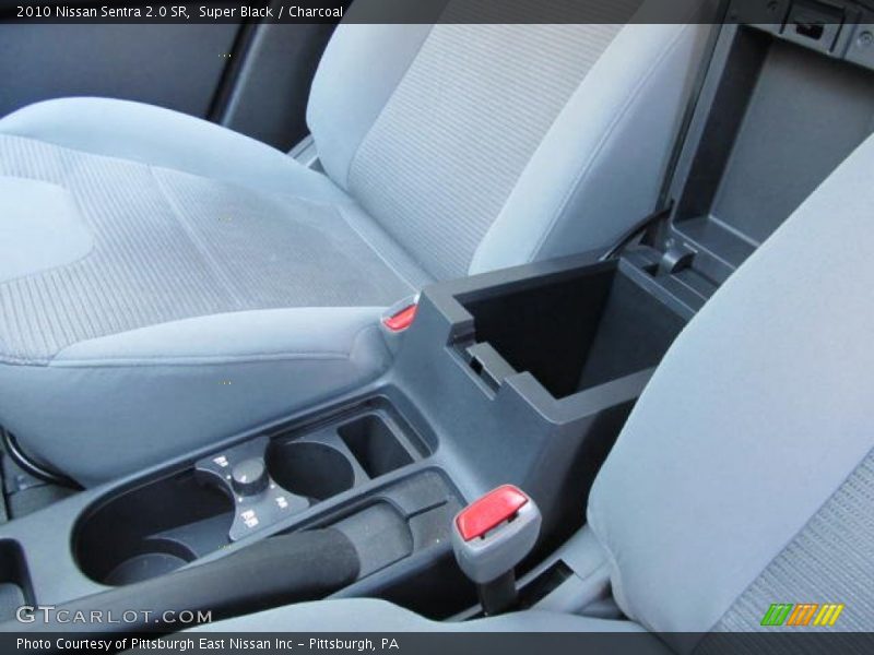 Super Black / Charcoal 2010 Nissan Sentra 2.0 SR