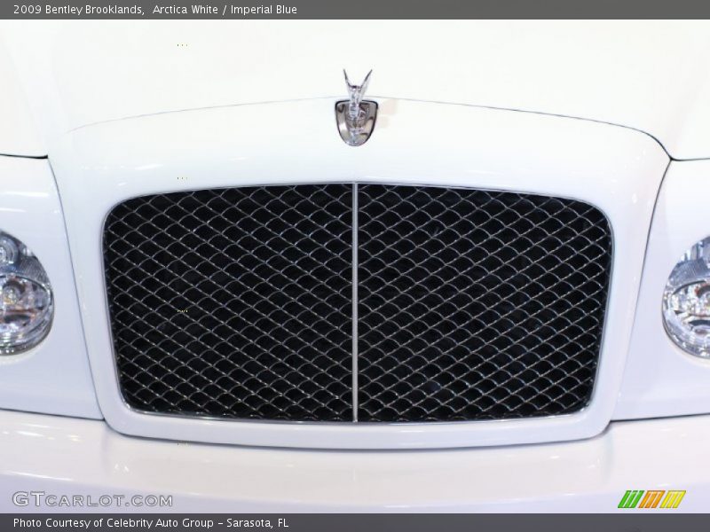 Arctica White / Imperial Blue 2009 Bentley Brooklands