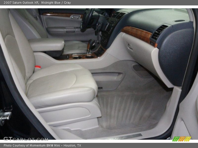 Midnight Blue / Gray 2007 Saturn Outlook XR