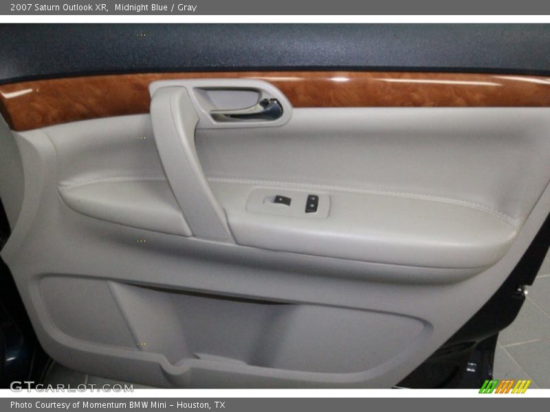 Midnight Blue / Gray 2007 Saturn Outlook XR