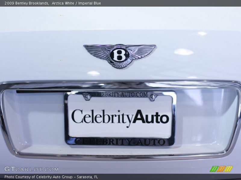 Arctica White / Imperial Blue 2009 Bentley Brooklands