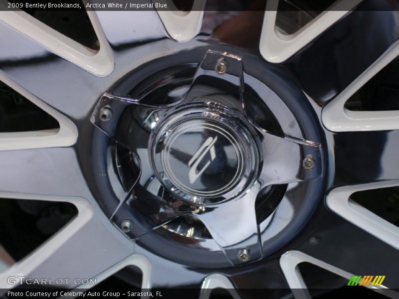 Arctica White / Imperial Blue 2009 Bentley Brooklands