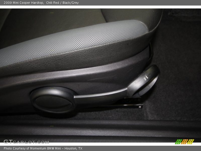 Chili Red / Black/Grey 2009 Mini Cooper Hardtop