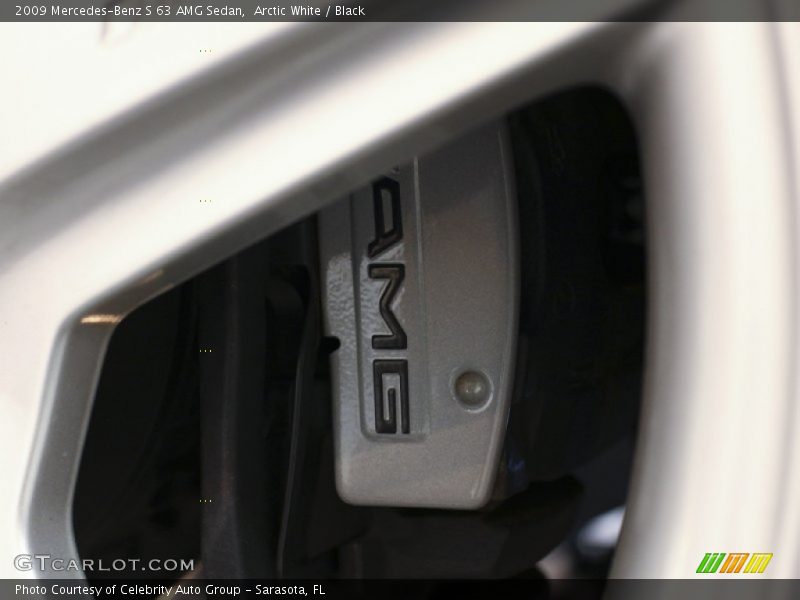 Arctic White / Black 2009 Mercedes-Benz S 63 AMG Sedan
