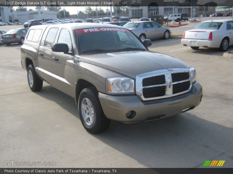 Light Khaki Metallic / Khaki 2007 Dodge Dakota SLT Quad Cab