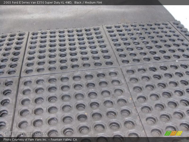 Black / Medium Flint 2003 Ford E Series Van E350 Super Duty XL 4WD