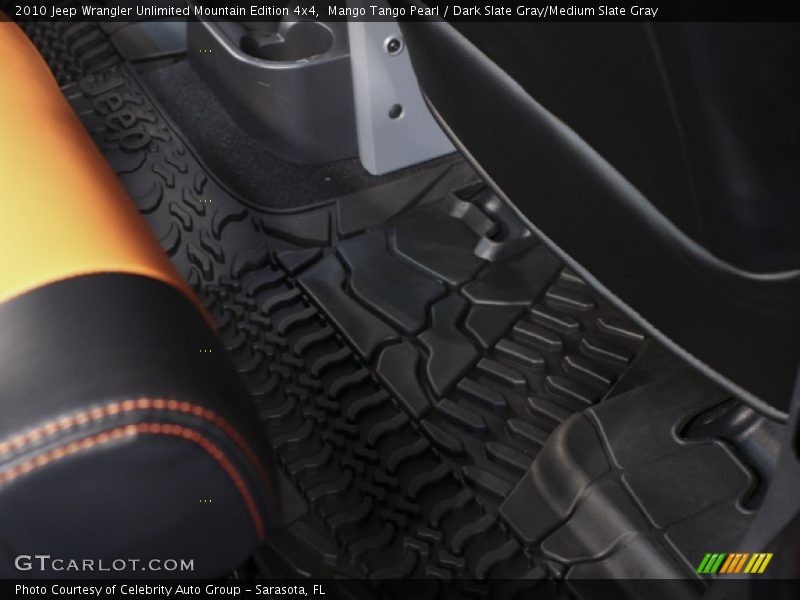 Mango Tango Pearl / Dark Slate Gray/Medium Slate Gray 2010 Jeep Wrangler Unlimited Mountain Edition 4x4