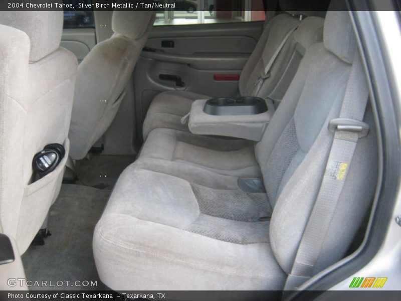 Silver Birch Metallic / Tan/Neutral 2004 Chevrolet Tahoe