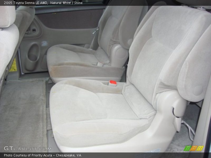 Natural White / Stone 2005 Toyota Sienna LE AWD