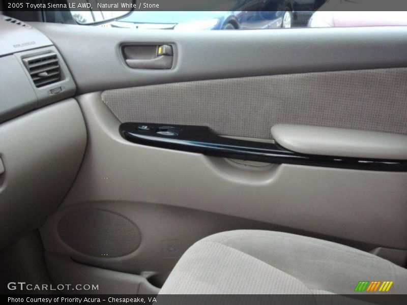 Natural White / Stone 2005 Toyota Sienna LE AWD