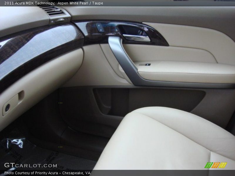 Aspen White Pearl / Taupe 2011 Acura MDX Technology