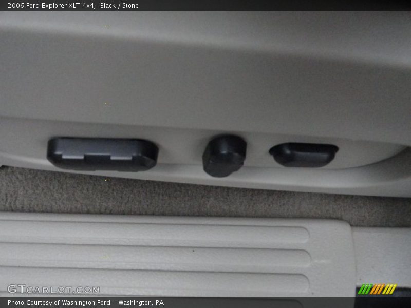 Black / Stone 2006 Ford Explorer XLT 4x4
