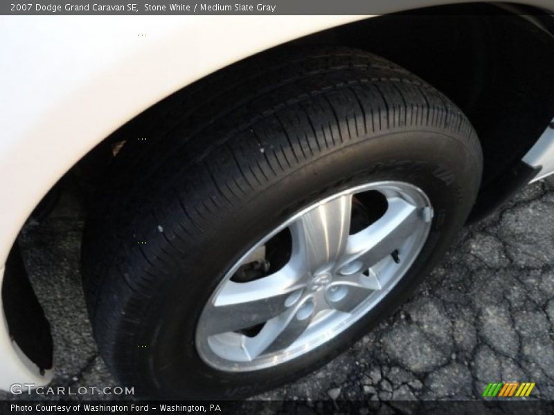Stone White / Medium Slate Gray 2007 Dodge Grand Caravan SE