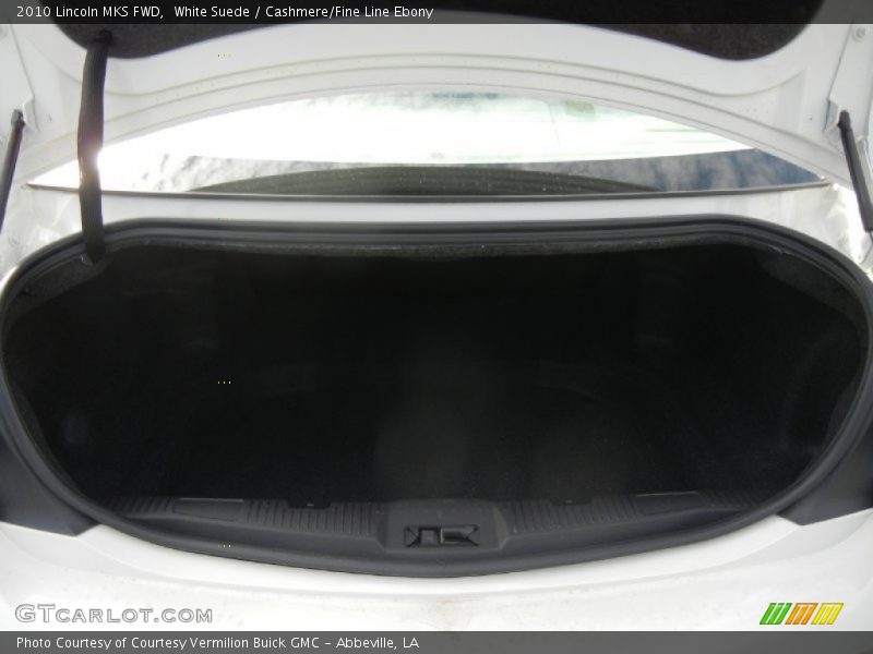White Suede / Cashmere/Fine Line Ebony 2010 Lincoln MKS FWD