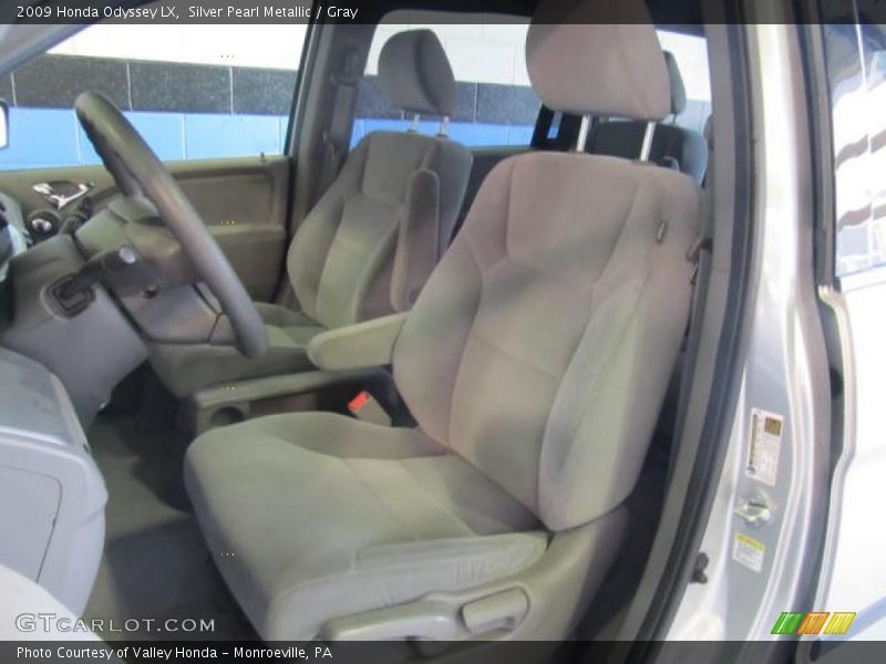 Silver Pearl Metallic / Gray 2009 Honda Odyssey LX