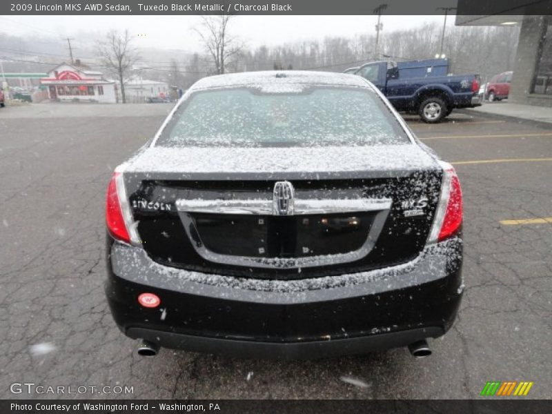 Tuxedo Black Metallic / Charcoal Black 2009 Lincoln MKS AWD Sedan