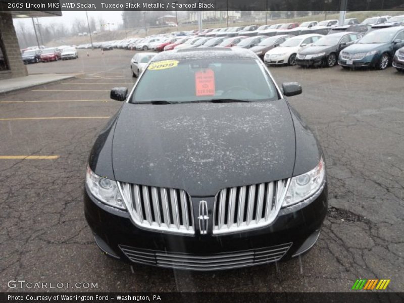 Tuxedo Black Metallic / Charcoal Black 2009 Lincoln MKS AWD Sedan