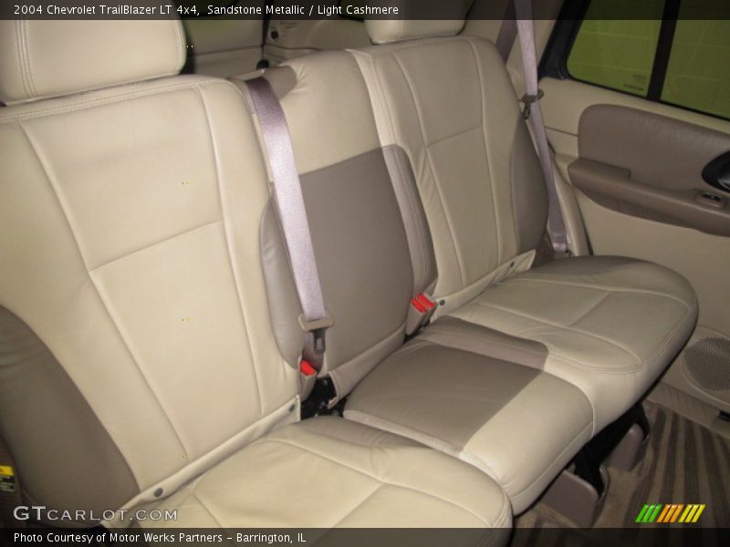 Sandstone Metallic / Light Cashmere 2004 Chevrolet TrailBlazer LT 4x4