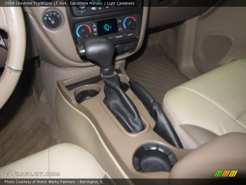 Sandstone Metallic / Light Cashmere 2004 Chevrolet TrailBlazer LT 4x4