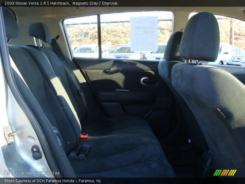 Magnetic Gray / Charcoal 2009 Nissan Versa 1.8 S Hatchback