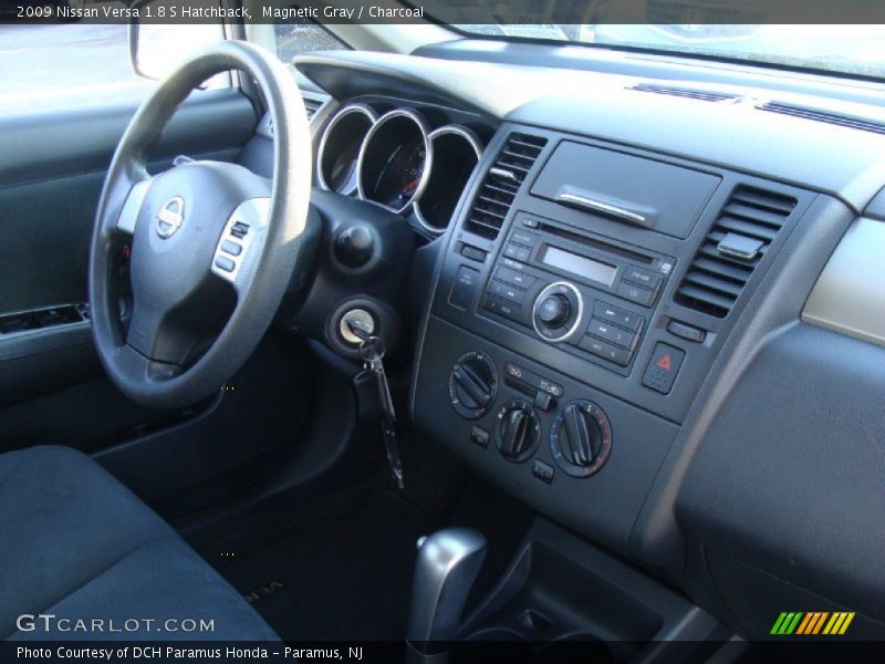 Magnetic Gray / Charcoal 2009 Nissan Versa 1.8 S Hatchback