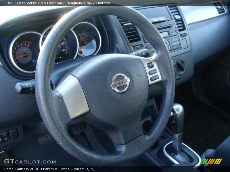 Magnetic Gray / Charcoal 2009 Nissan Versa 1.8 S Hatchback