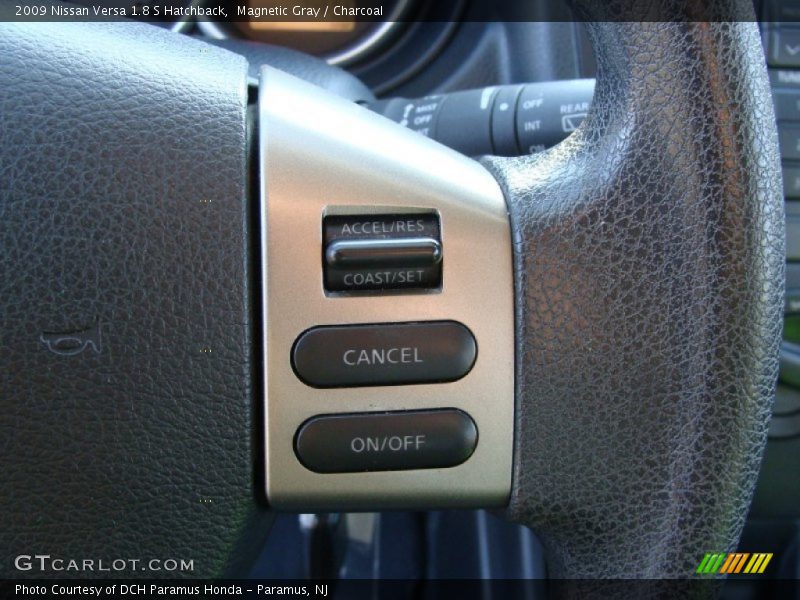 Magnetic Gray / Charcoal 2009 Nissan Versa 1.8 S Hatchback