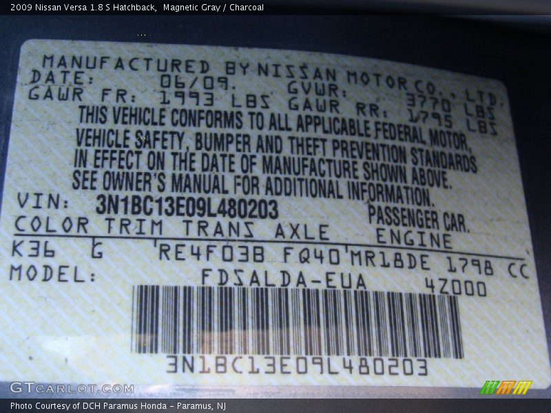 Magnetic Gray / Charcoal 2009 Nissan Versa 1.8 S Hatchback