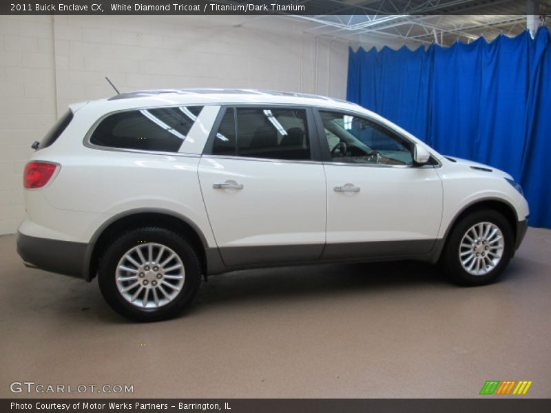 White Diamond Tricoat / Titanium/Dark Titanium 2011 Buick Enclave CX