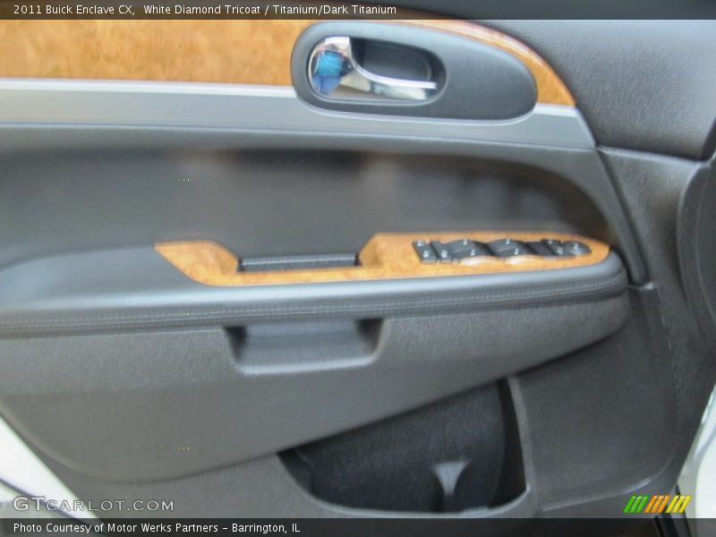 White Diamond Tricoat / Titanium/Dark Titanium 2011 Buick Enclave CX