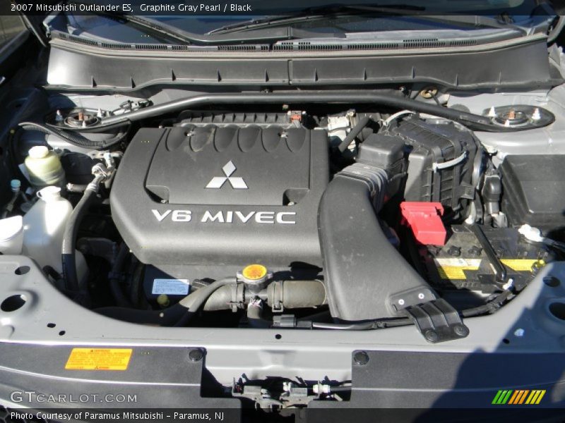 Graphite Gray Pearl / Black 2007 Mitsubishi Outlander ES