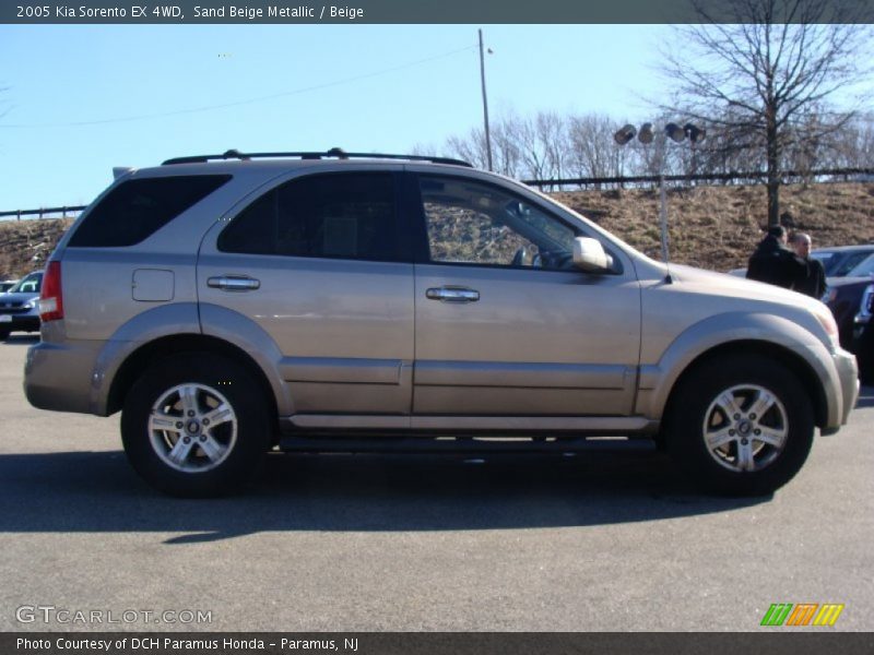 Sand Beige Metallic / Beige 2005 Kia Sorento EX 4WD