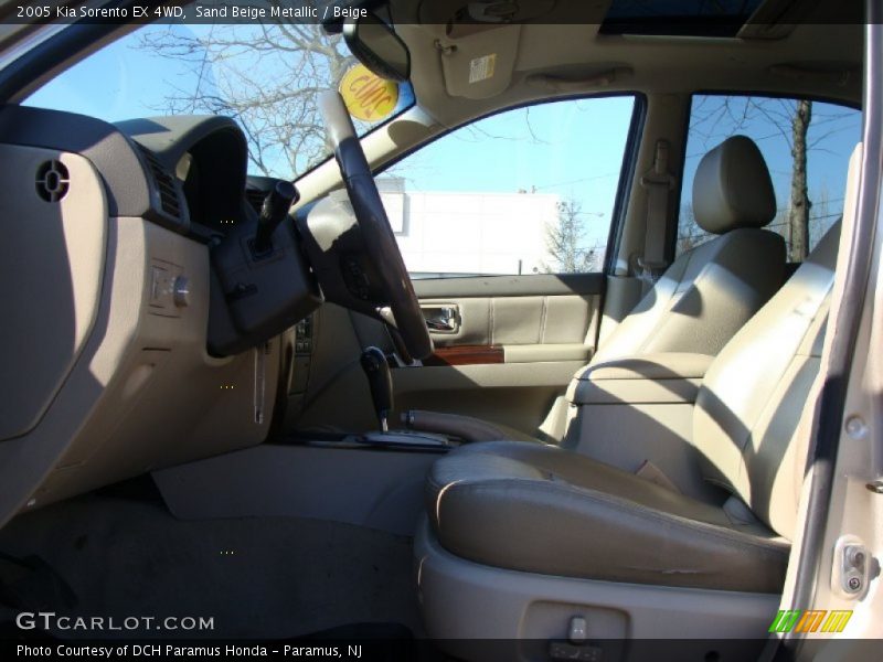 Sand Beige Metallic / Beige 2005 Kia Sorento EX 4WD