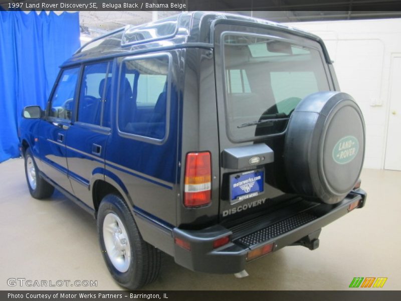 Beluga Black / Bahama Beige 1997 Land Rover Discovery SE