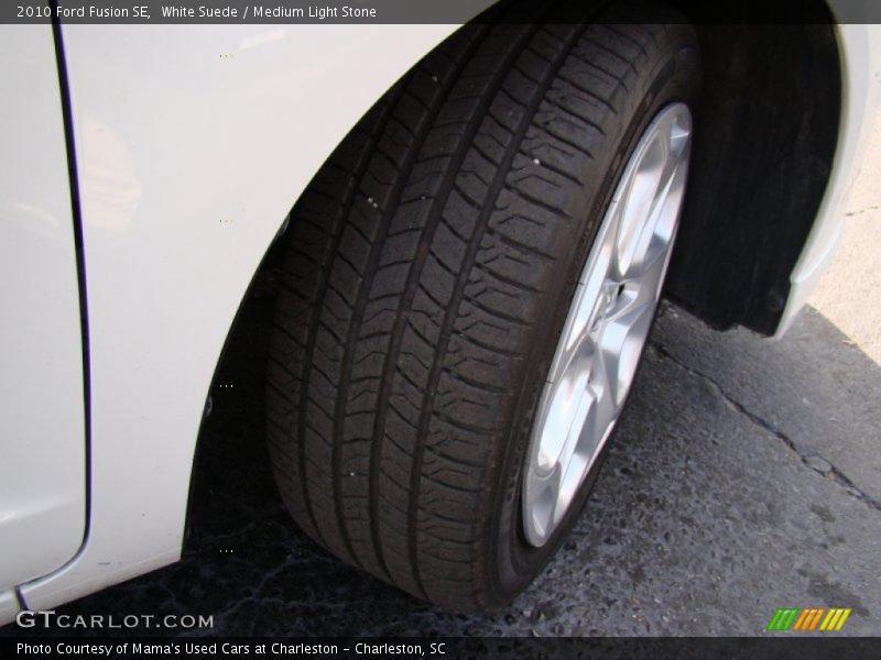 White Suede / Medium Light Stone 2010 Ford Fusion SE