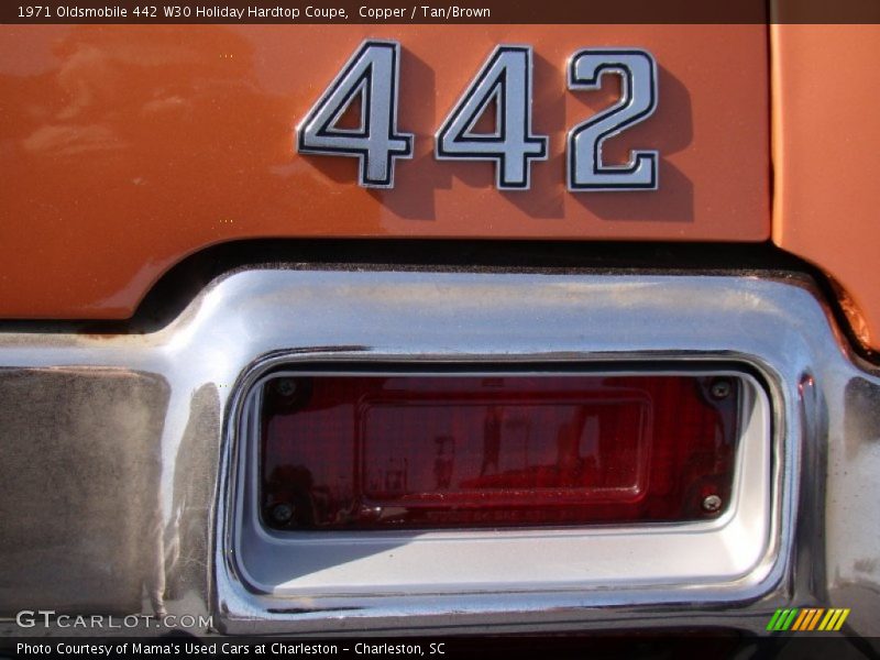  1971 442 W30 Holiday Hardtop Coupe Logo